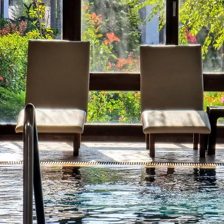 Wine & Complex Hotel 4*