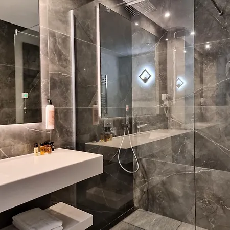 Wine & Complex Otel Starosel