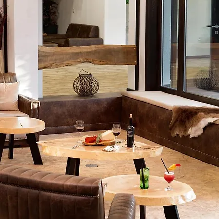 Wine & Complex Hotel 4*