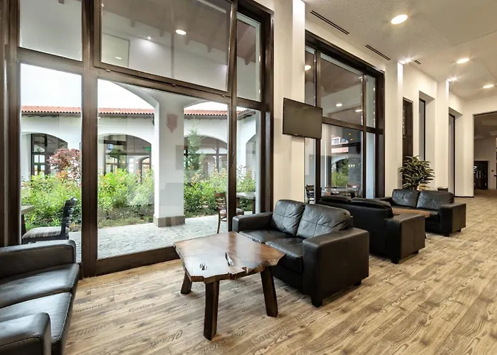 Wine & Complex Szálloda