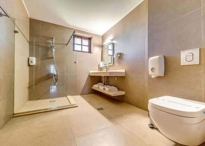 Hotel Wine & Complex Starosel