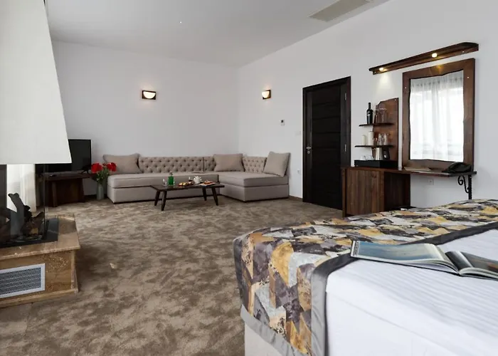 Szálloda Wine & Complex Sztaroszel